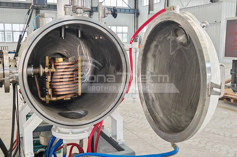 vacuum-induction-melting-furnace-chamber